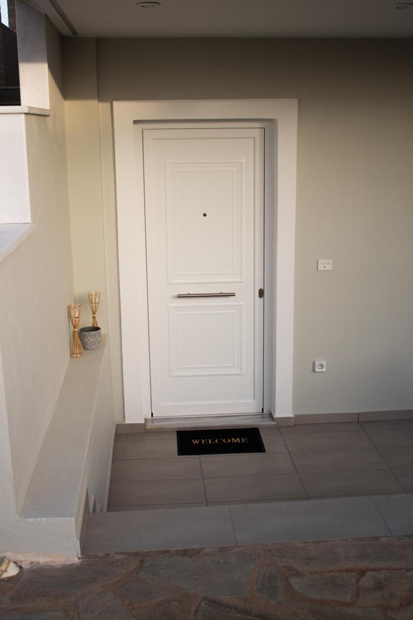 Giakost Apartments V Near Airport Artemida  Zewnętrze zdjęcie
